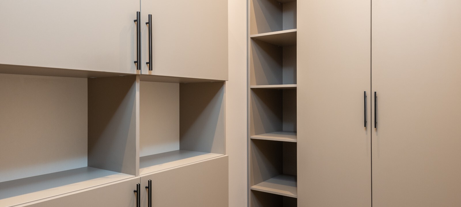 Spyro Deisgns Modular Wardrobes