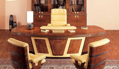 Spyro MD Cabin Design Table and Chairs